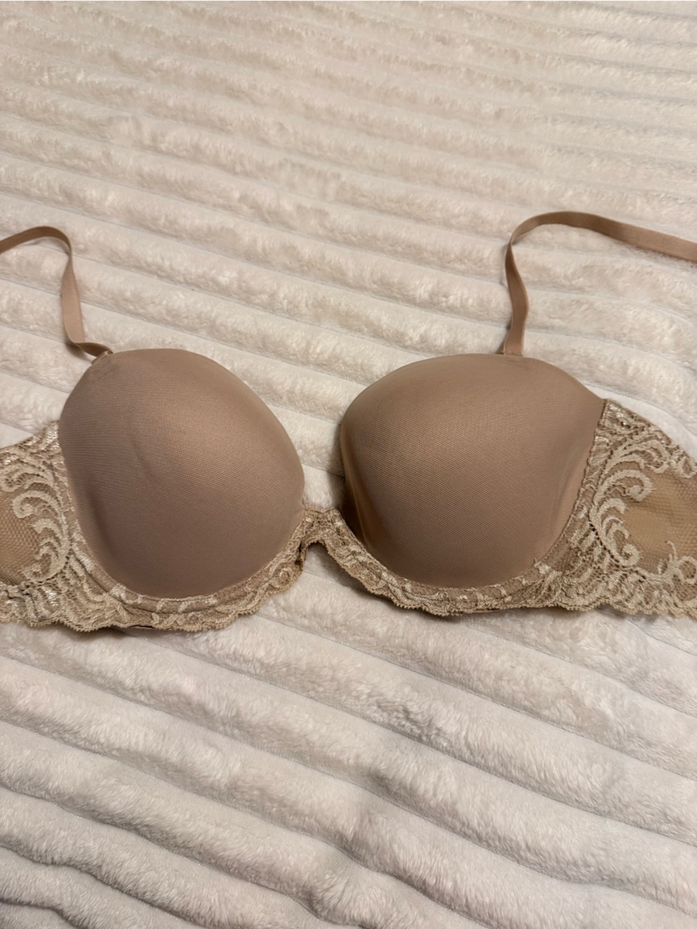 Natori Strapless Lace-Trim Bra in Nude Taupe